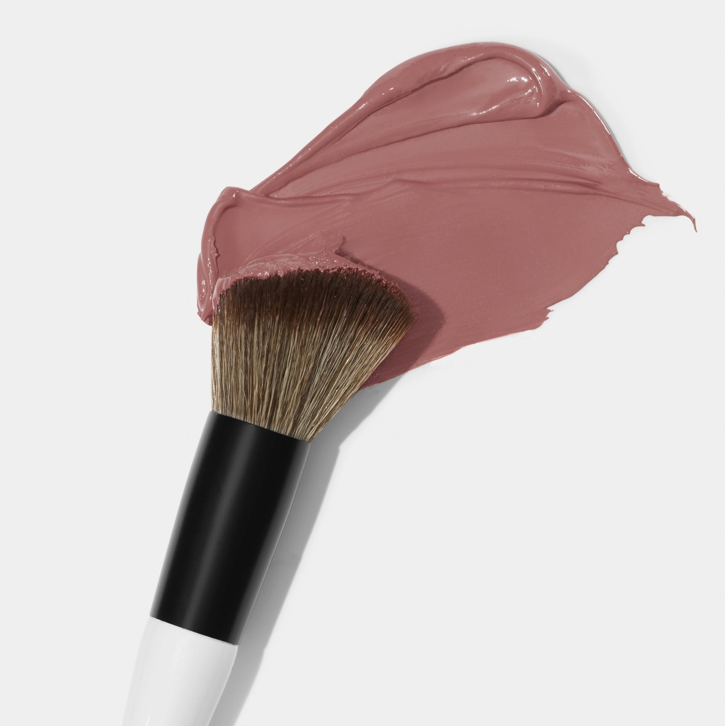 F 1 Brush – MAKEUP BY MARIO